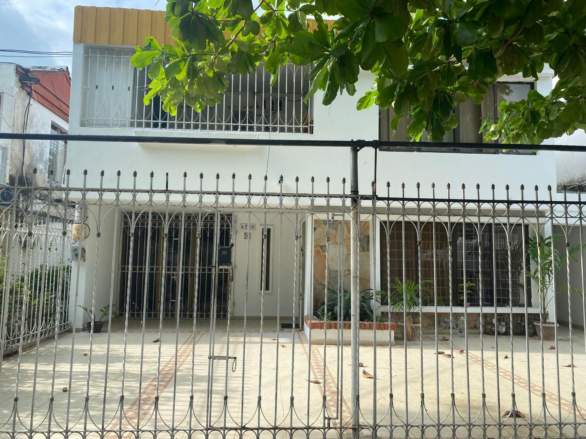 Habitación Independiente Cerca Al Aeropuerto 2 * Cartagena